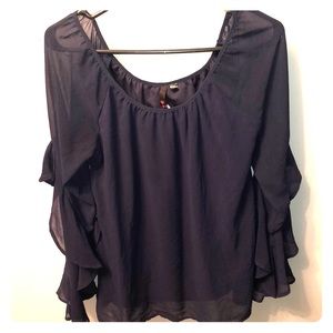 Women’s long sleeve blouse
